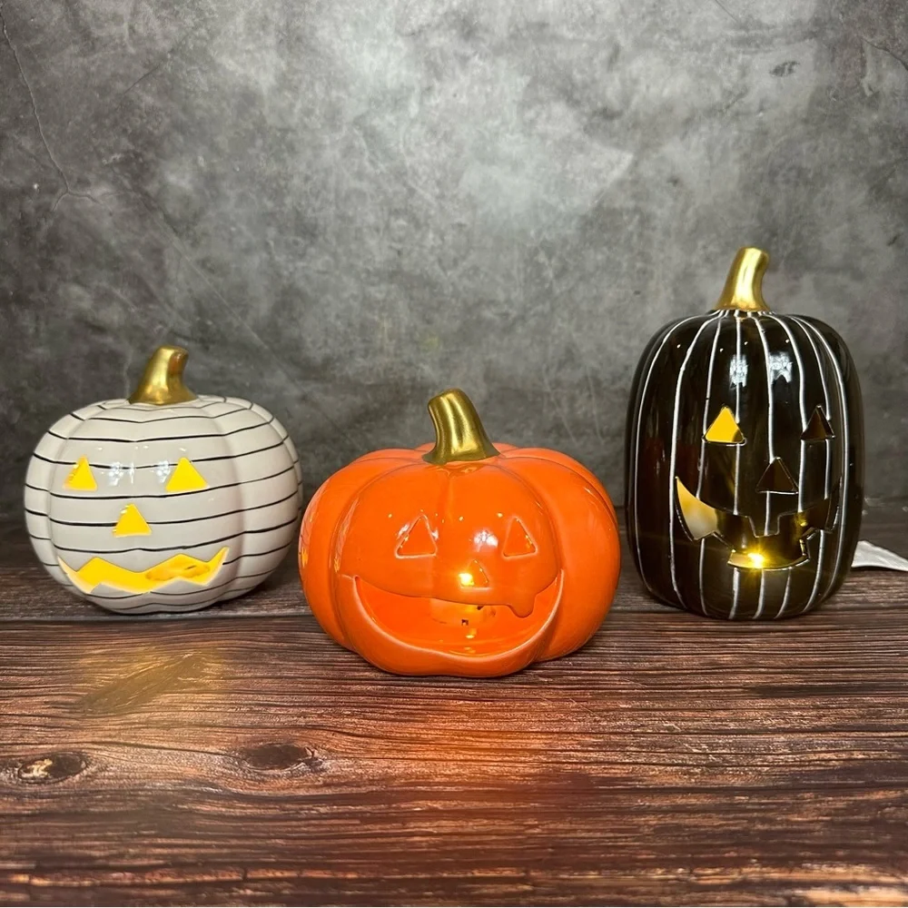 Set of 3 Target Bullseye Halloween 2022 Ceramic LED Light Up Pumpkins